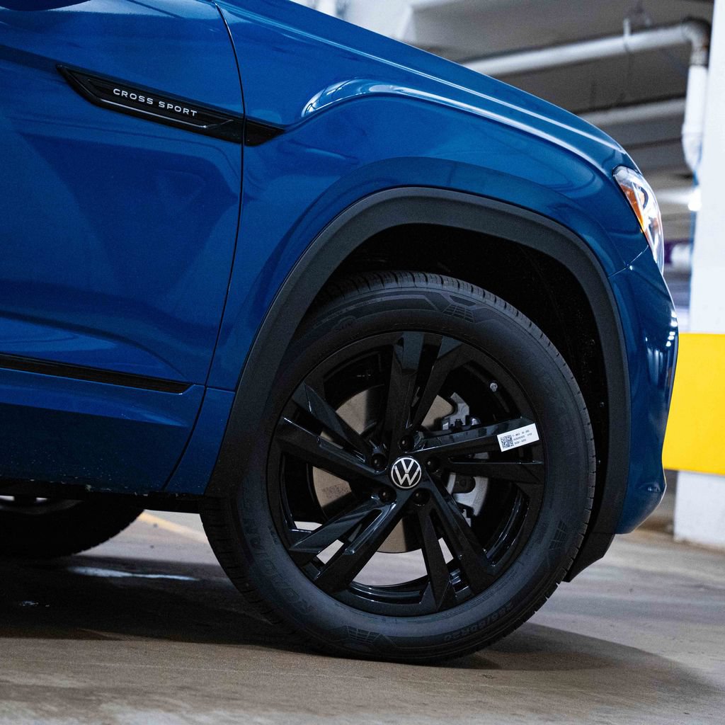 New 2026 Volkswagen Atlas Cross Sport SEL R-Line AWD/4WD image 7