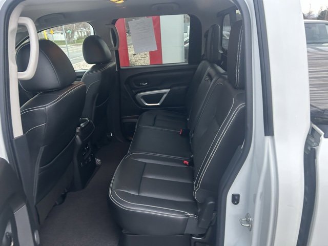 Used 2019 Nissan Titan PRO-4X image 8