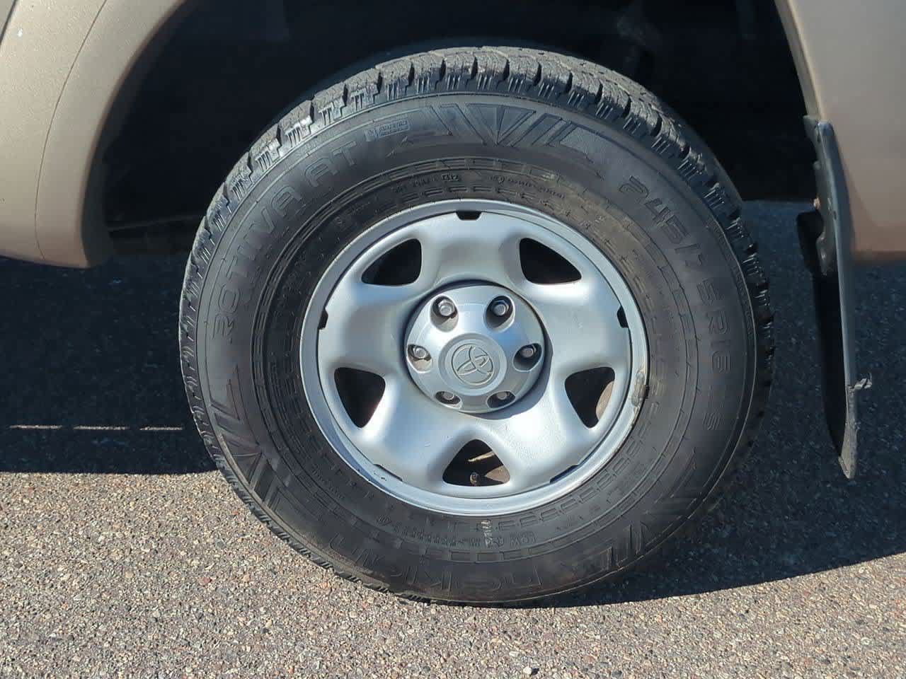 Used 2007 Toyota Tacoma 4x4 Access Cab w/ SR5 Pkg #2 image 13