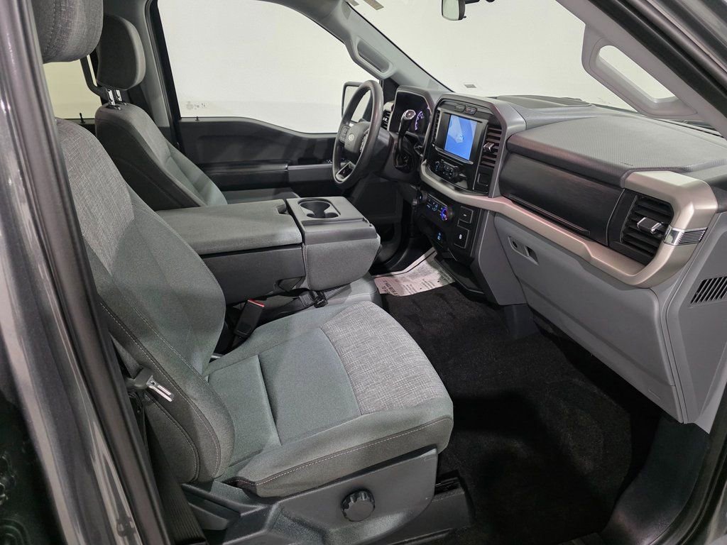 Used 2022 Ford F150 XLT image 22