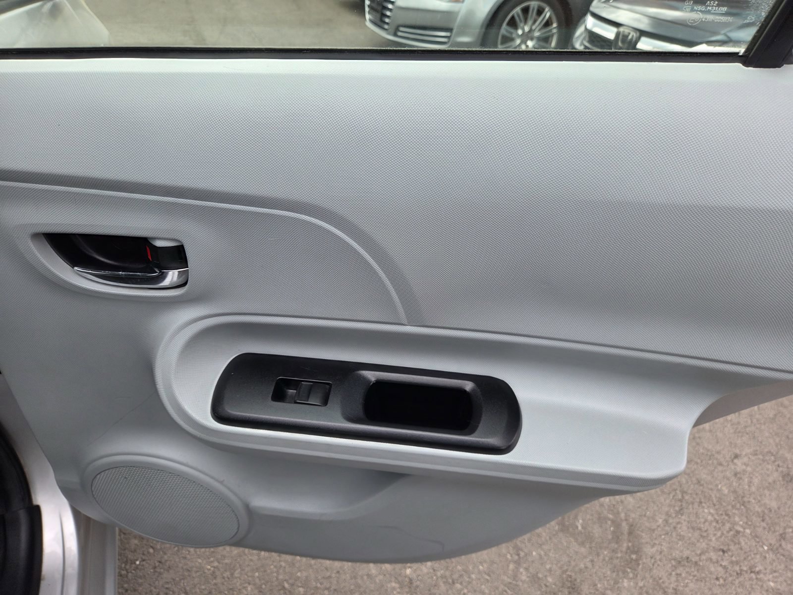 Used 2013 Toyota Prius C Two FWD image 12