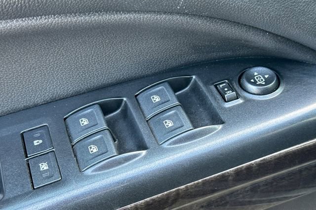 Used 2018 GMC Canyon SLE w/ SLE Convenience Package image 12