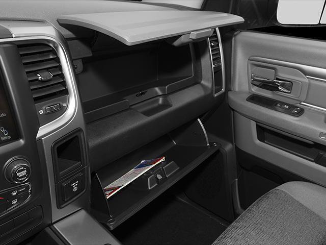 Used 2014 RAM 1500 Classic SLT RWD image 16