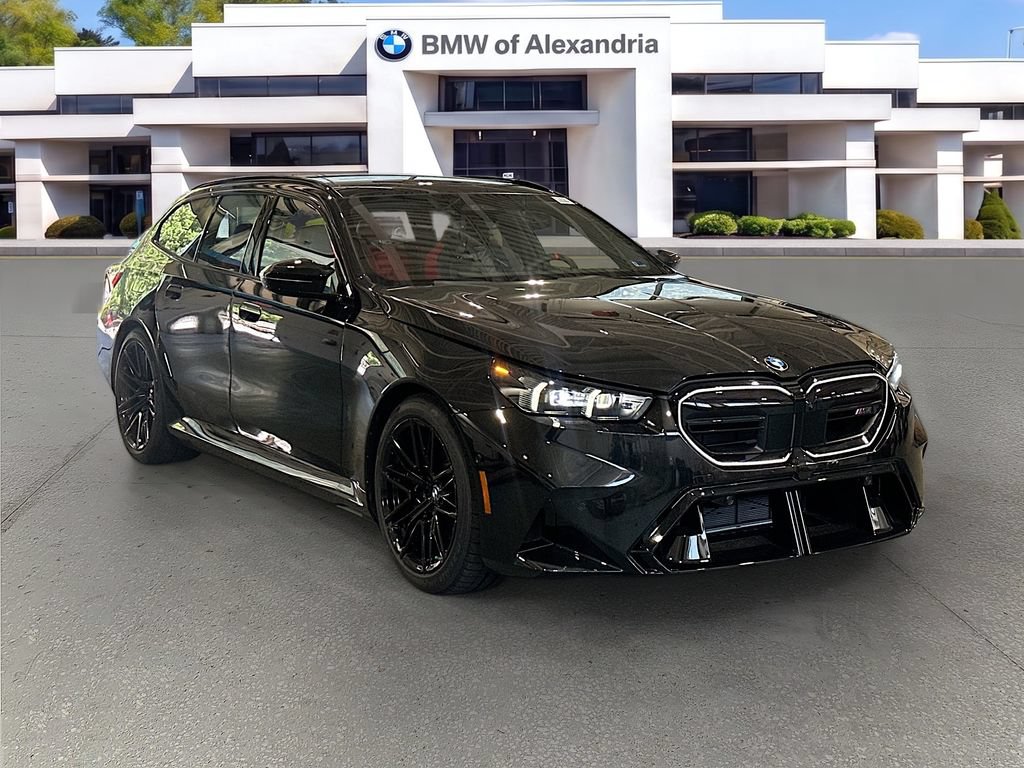 New 2027 BMW M5 Touring AWD/4WD image 3
