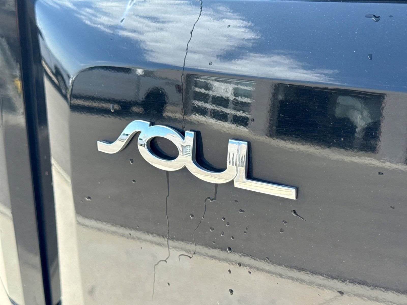 Used 2011 Kia Soul Sport FWD image 14