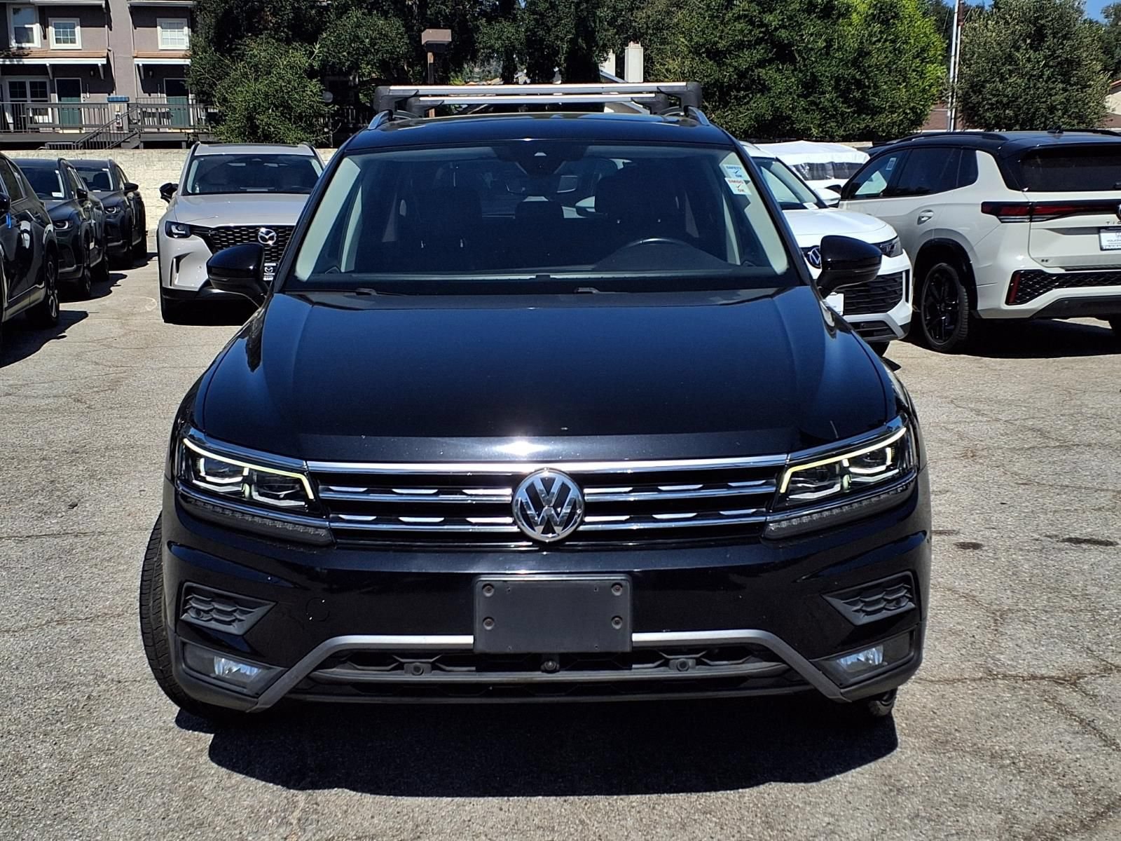 Used 2019 Volkswagen Tiguan SEL Premium AWD/4WD image 2