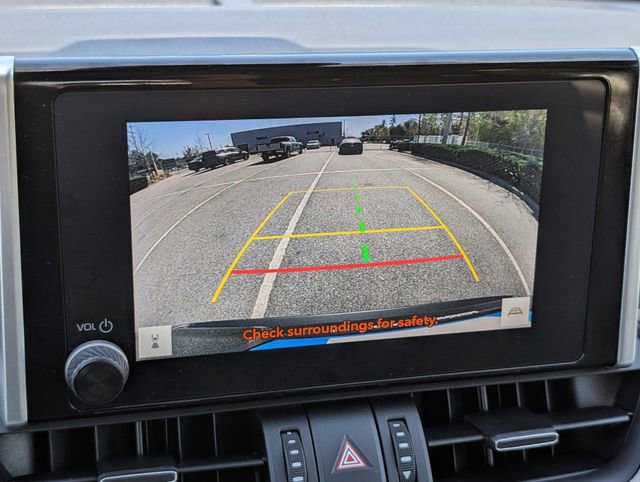 Used 2023 Toyota RAV4 XLE Premium image 19