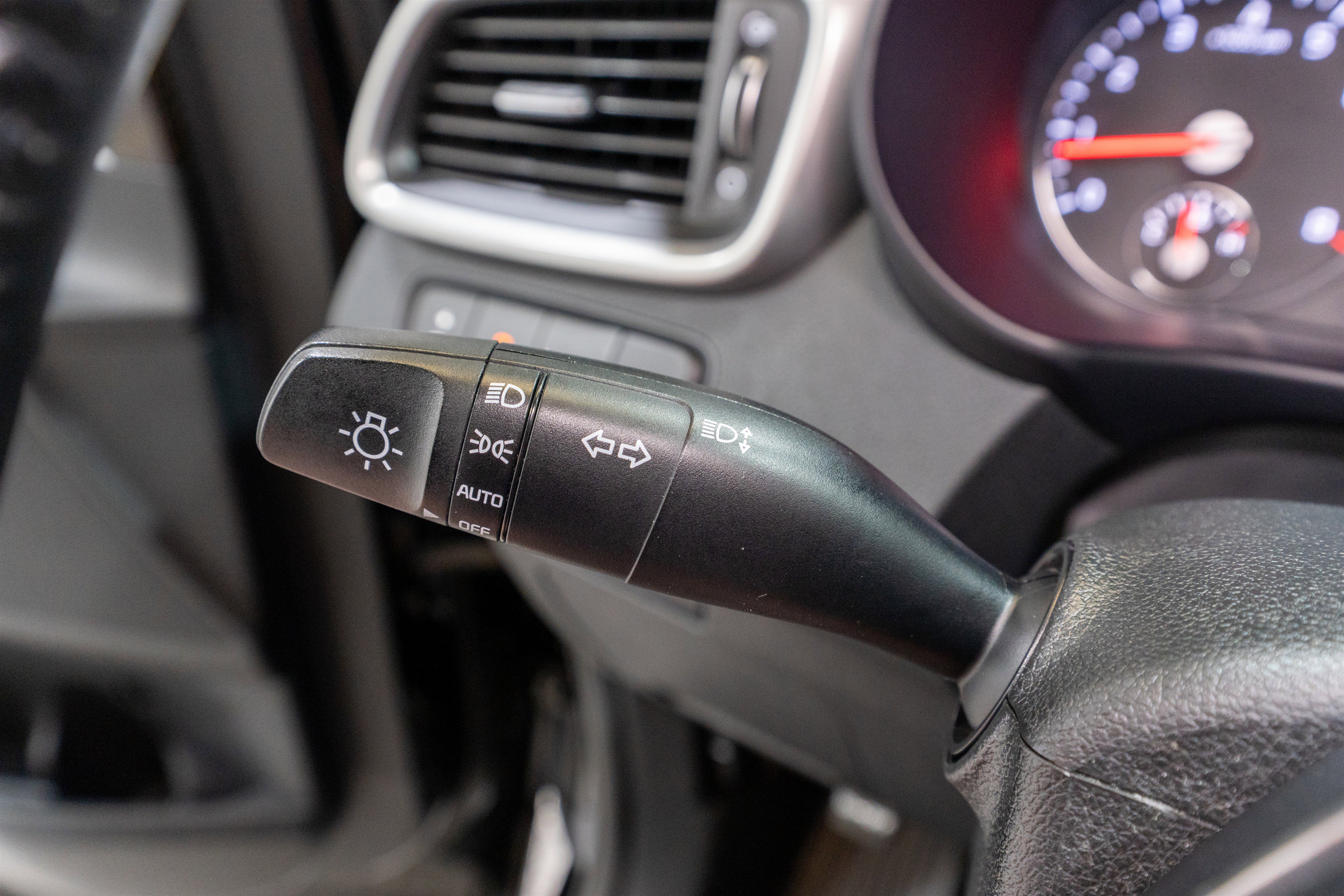 Used 2019 Kia Sorento FWD w/ Option Group 020 image 25