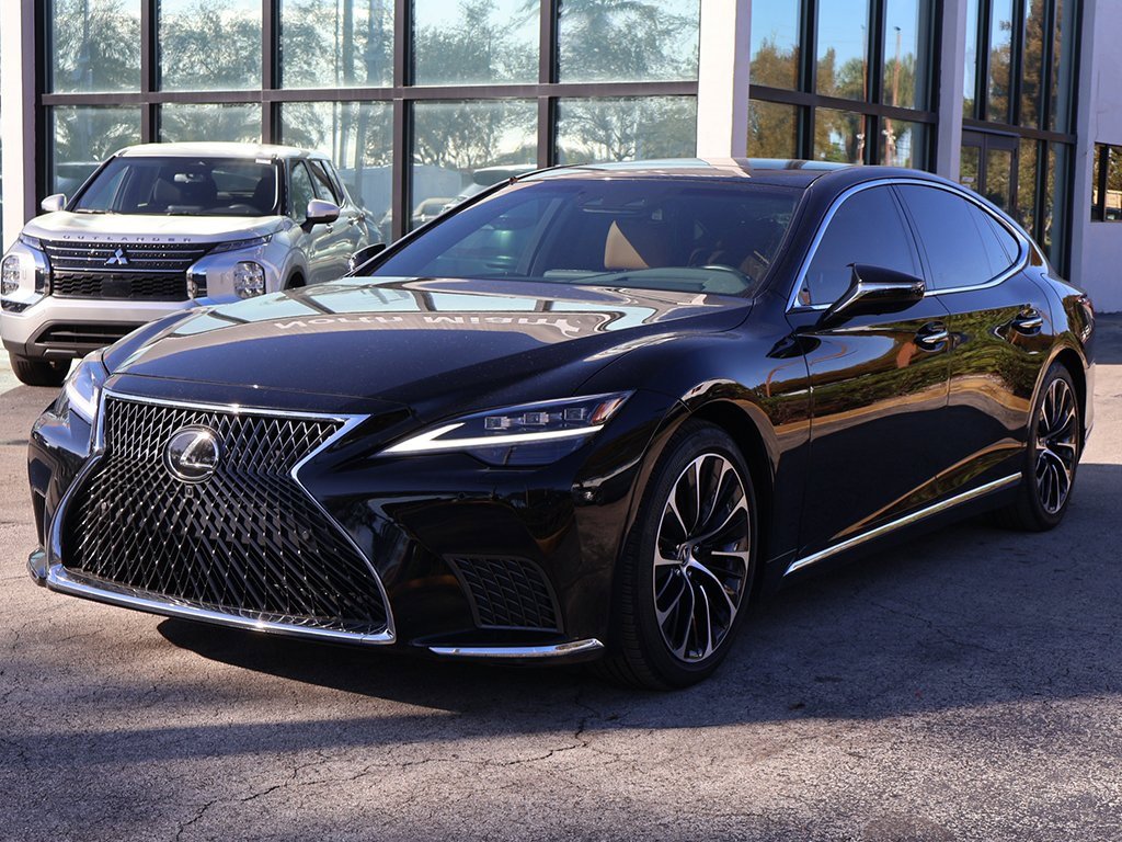 Used 2023 Lexus LS 500 w/ Luxury Package image 11