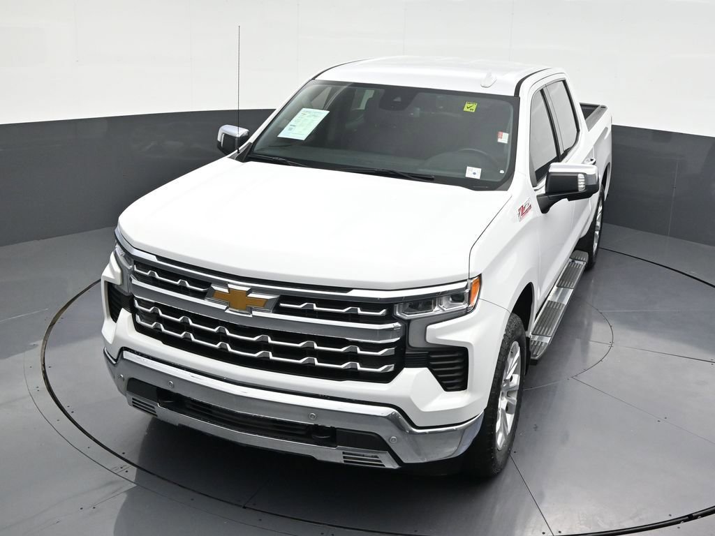 Used 2022 Chevrolet Silverado 1500 LTZ w/ Z71 Off-Road Package image 23
