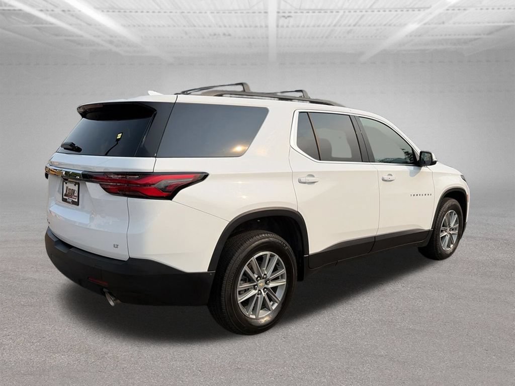 New 2023 Chevrolet Traverse LT w/ LPO, Floor Liner Package AWD/4WD image 5