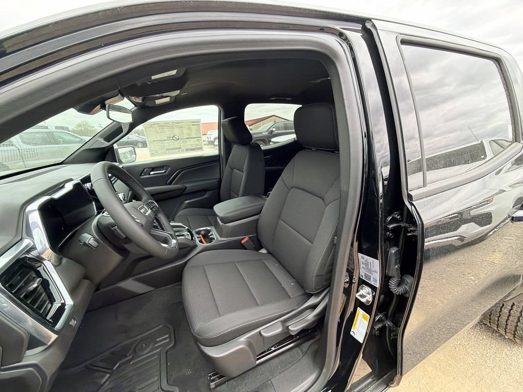 New 2026 GMC Canyon Elevation RWD image 17
