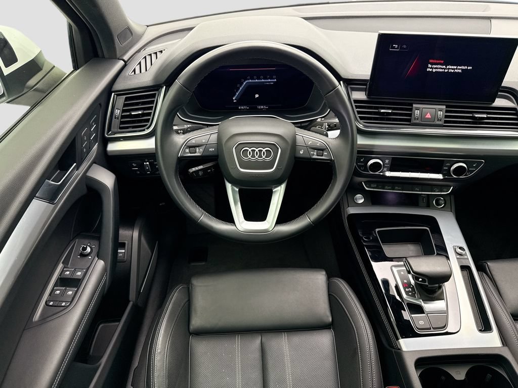 Used 2023 Audi Q5 2.0T Premium Plus w/ Premium Plus Package AWD/4WD image 10