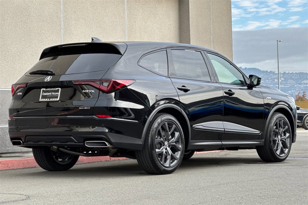 Certified 2023 Acura MDX A-Spec image 5