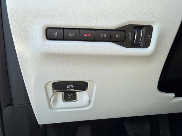 New 2026 Jeep Cherokee Laredo AWD/4WD image 12