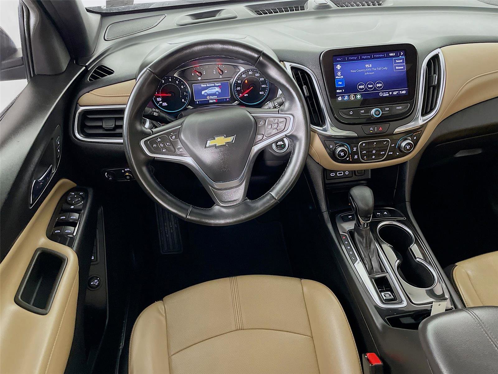Used 2023 Chevrolet Equinox Premier image 25