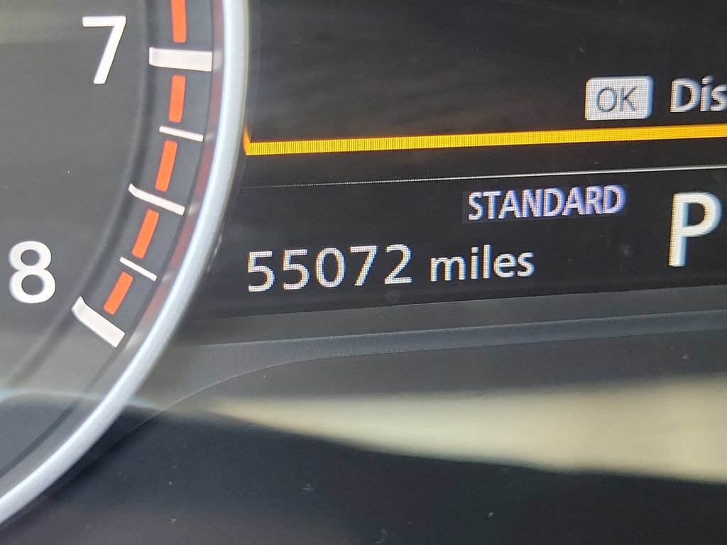 Used 2025 Nissan Pathfinder SV FWD image 29