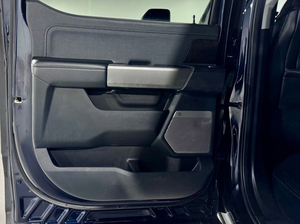 Used 2023 Ford F250 Lariat w/ Chrome Package image 26