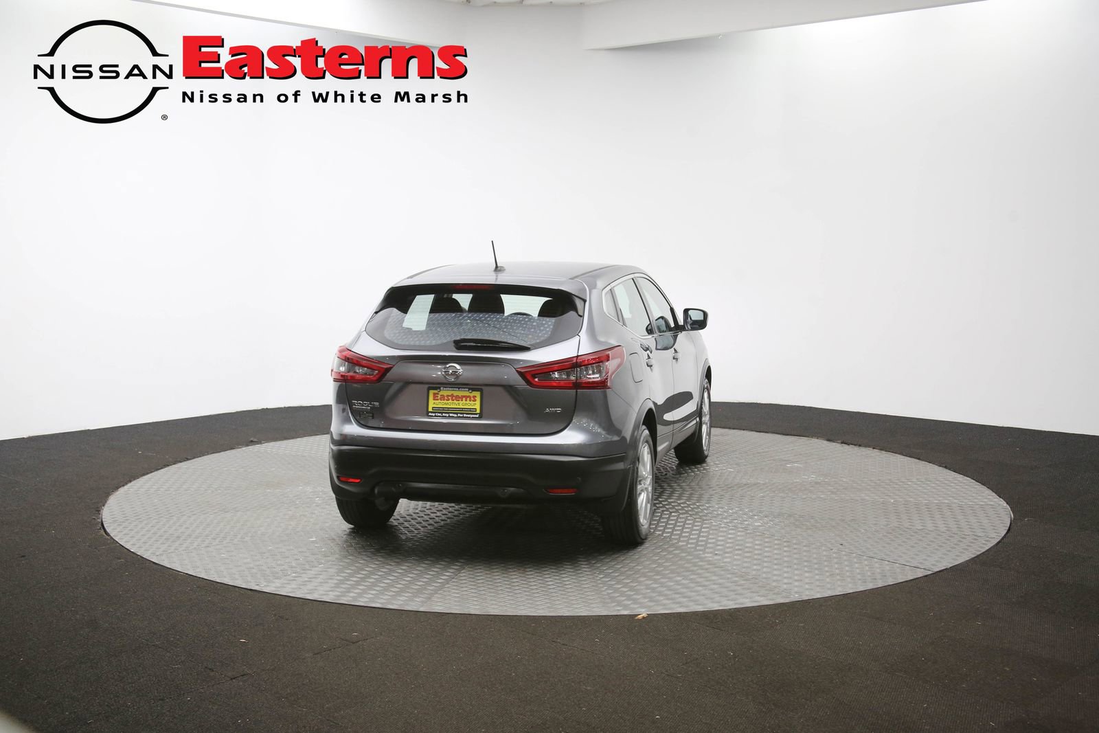 Used 2022 Nissan Rogue Sport S image 36
