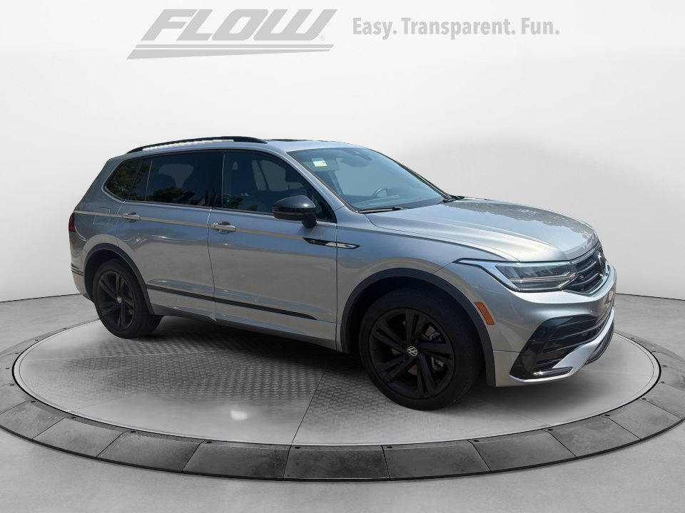 Certified 2023 Volkswagen Tiguan SE R-Line