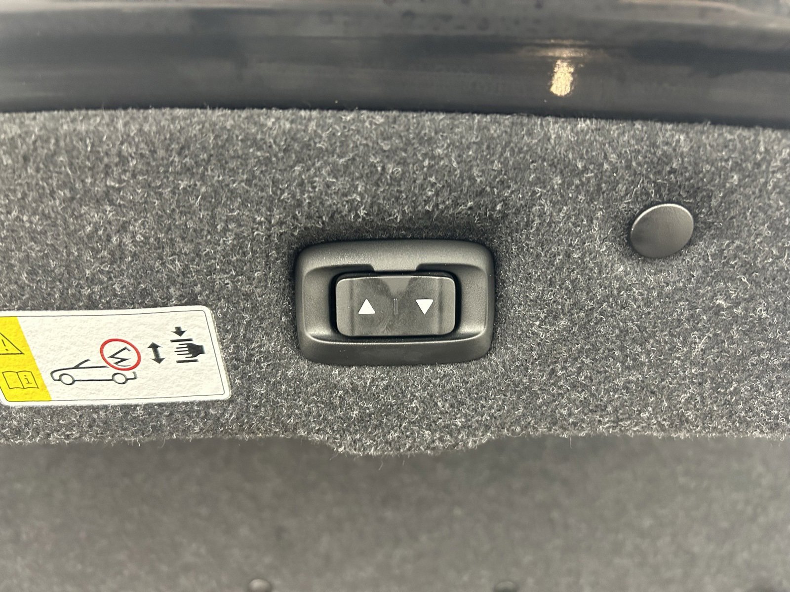 Used 2016 BMW M4 Convertible image 41