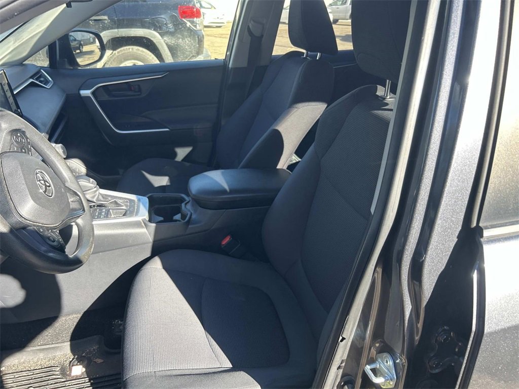 Certified 2019 Toyota RAV4 LE image 13