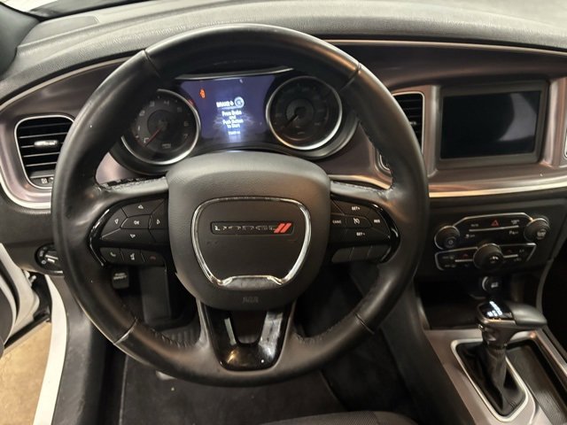 Used 2019 Dodge Charger SXT image 16
