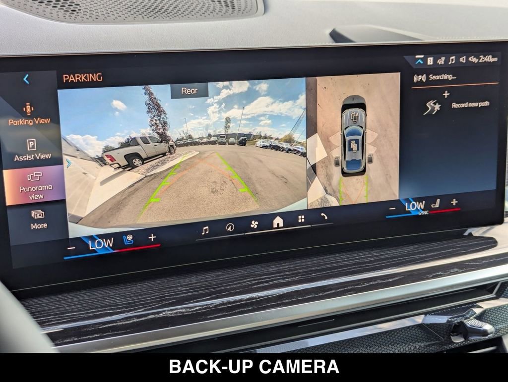 New 2026 BMW X6 xDrive40i w/ Executive Package image 15