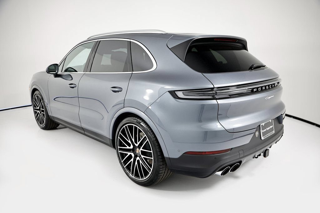 New 2026 Porsche Cayenne AWD/4WD image 3