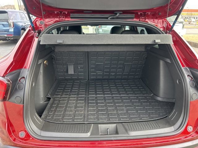 Certified 2025 Chevrolet Trax RS image 28