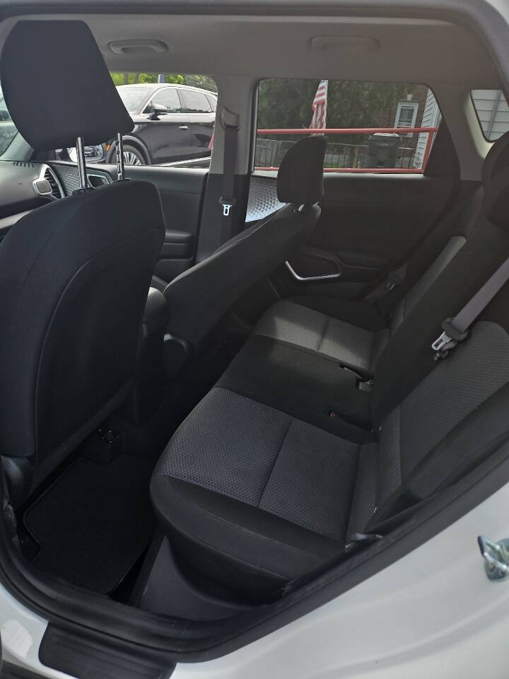 Used 2021 Kia Soul LX FWD image 14