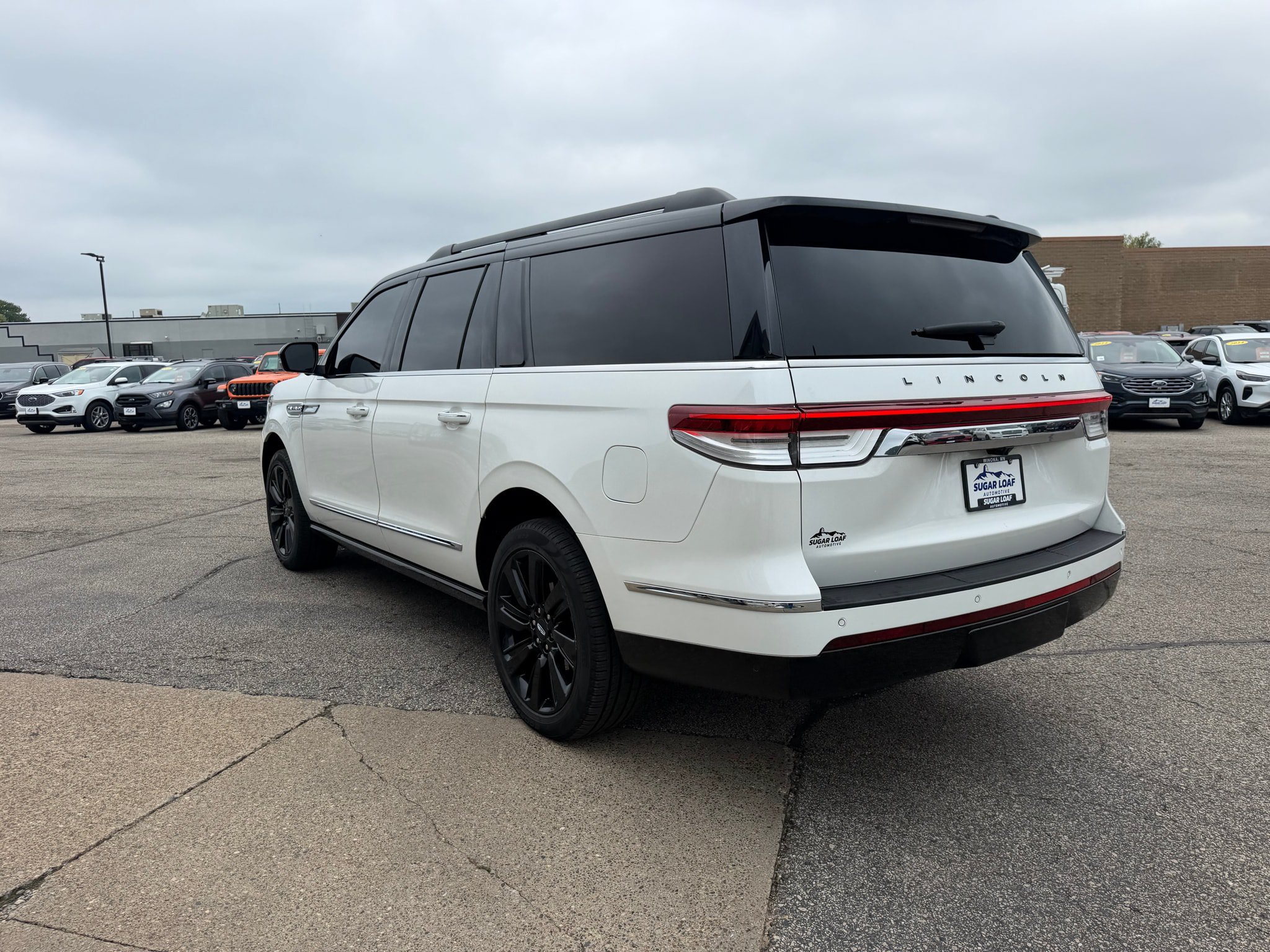 Used 2024 Lincoln Navigator L Black Label AWD/4WD image 6