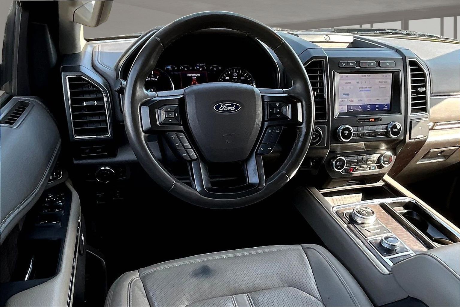 Used 2020 Ford Expedition Limited image 8
