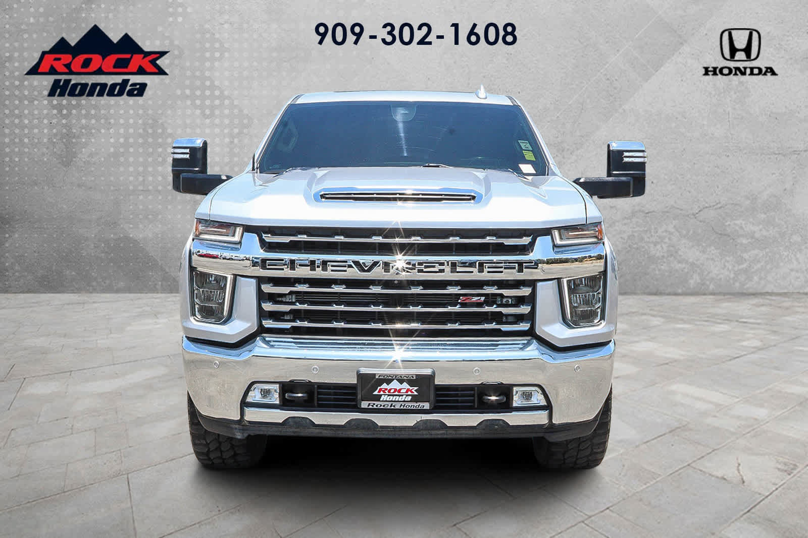 Used 2021 Chevrolet Silverado 2500 LTZ w/ LTZ Plus Package AWD/4WD image 2