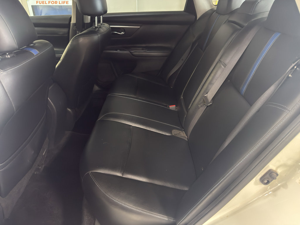 Used 2018 Nissan Altima 2.5 SR w/ SR Special Edition FWD image 9