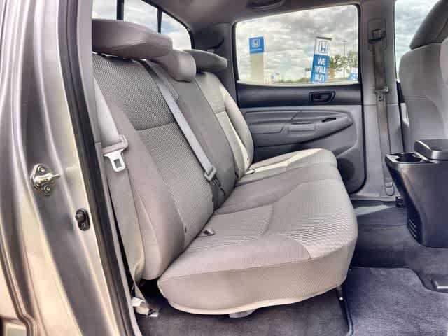 Used 2015 Toyota Tacoma PreRunner w/ SR5 Package RWD image 14