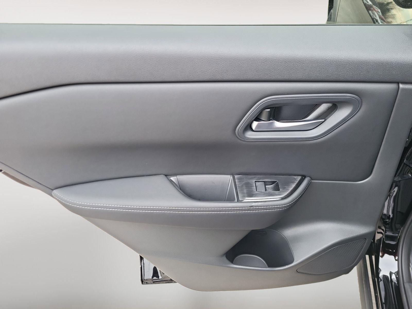 New 2026 Nissan Rogue SV w/ Cold Weather Package image 18