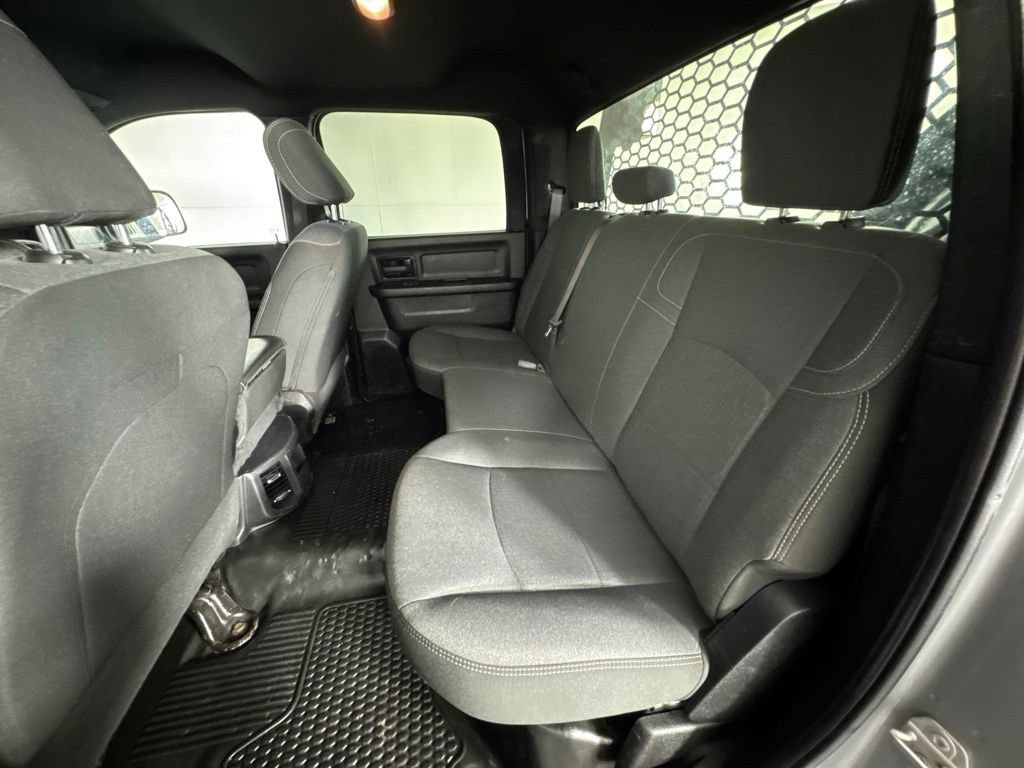 Used 2022 RAM 5500 Tradesman w/ Chrome Appearance Group AWD/4WD image 26