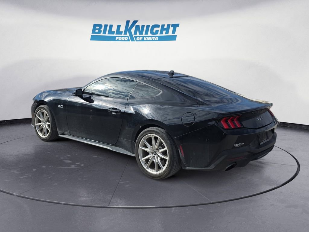 Used 2024 Ford Mustang GT Premium image 3