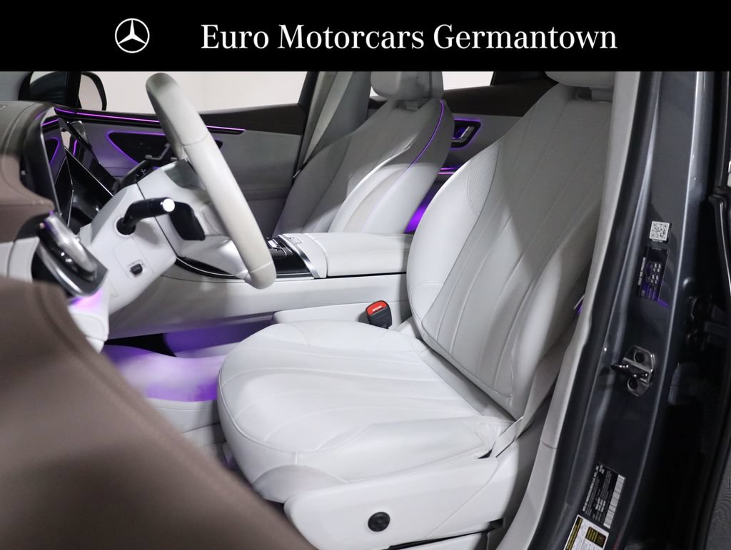 Used 2023 Mercedes-Benz EQE 350+ 4MATIC SUV w/ AMG Line Exterior Package image 33