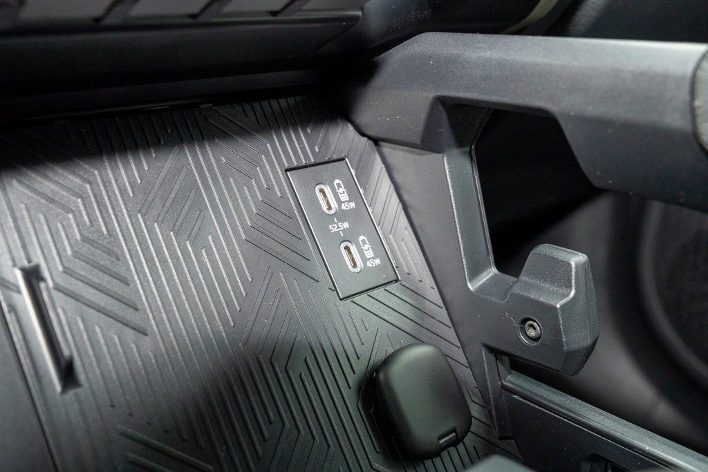 New 2025 Toyota Tacoma TRD Off-Road image 15