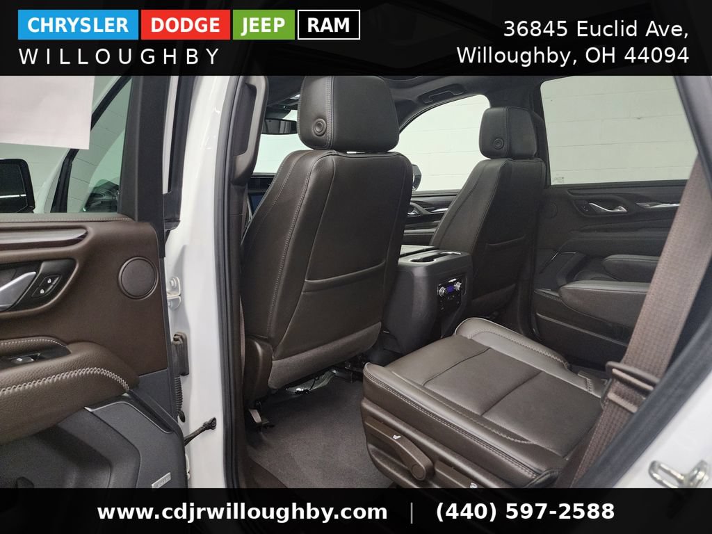 Used 2023 GMC Yukon Denali AWD/4WD image 30
