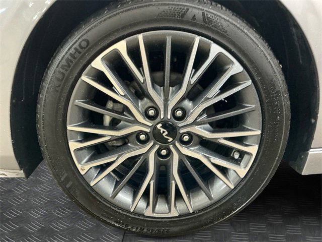 Used 2024 Kia Forte GT-Line w/ GT-Line Premium Package image 14