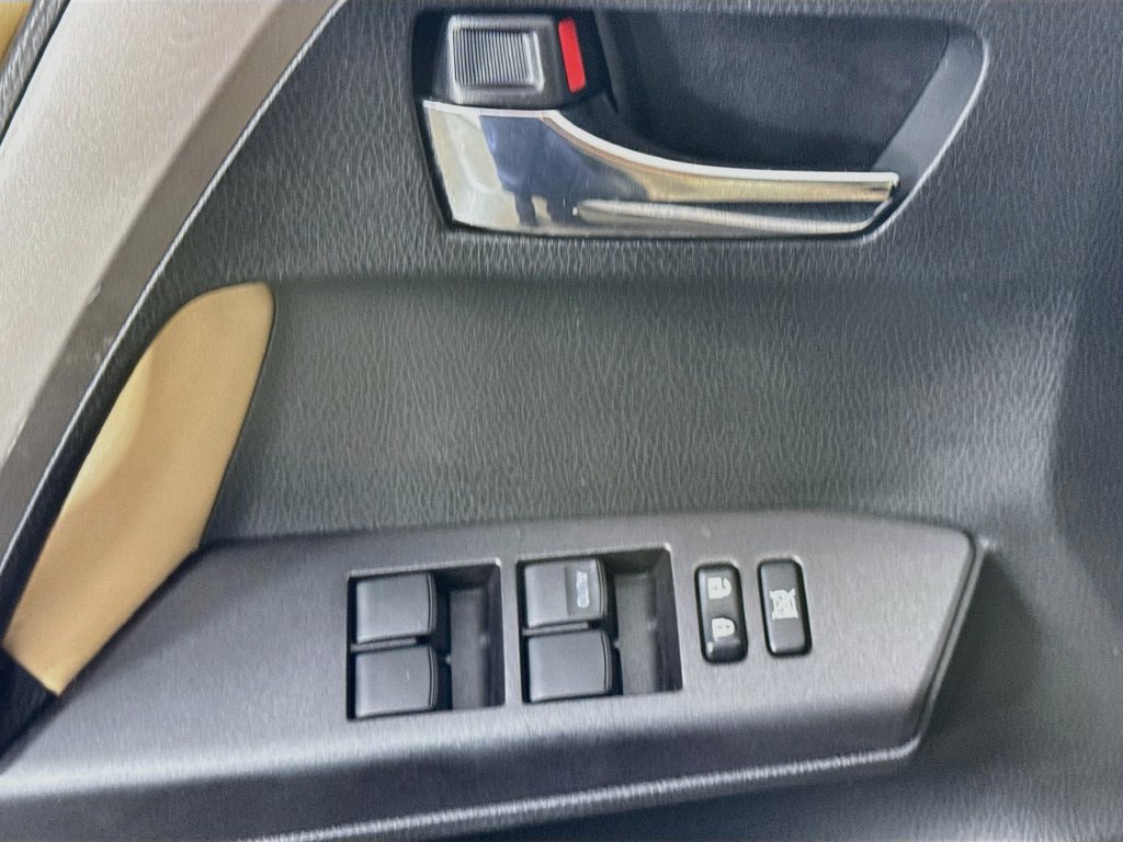 Used 2018 Toyota RAV4 XLE w/ Convenience Package AWD/4WD image 21