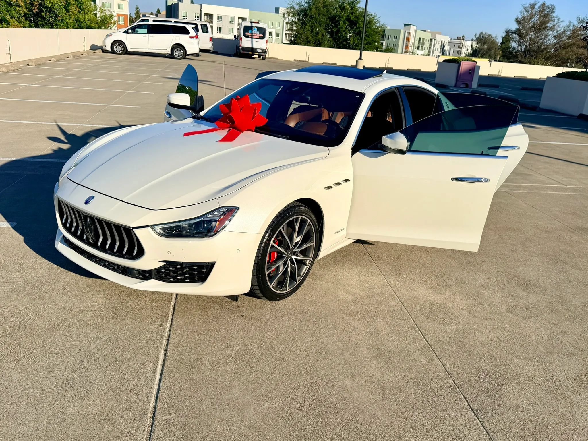 Used 2019 Maserati Ghibli GranLusso RWD image 76