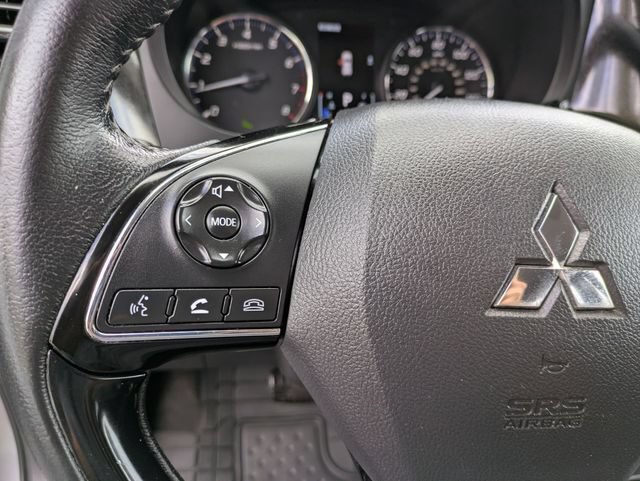 Used 2020 Mitsubishi Outlander SEL AWD/4WD image 22