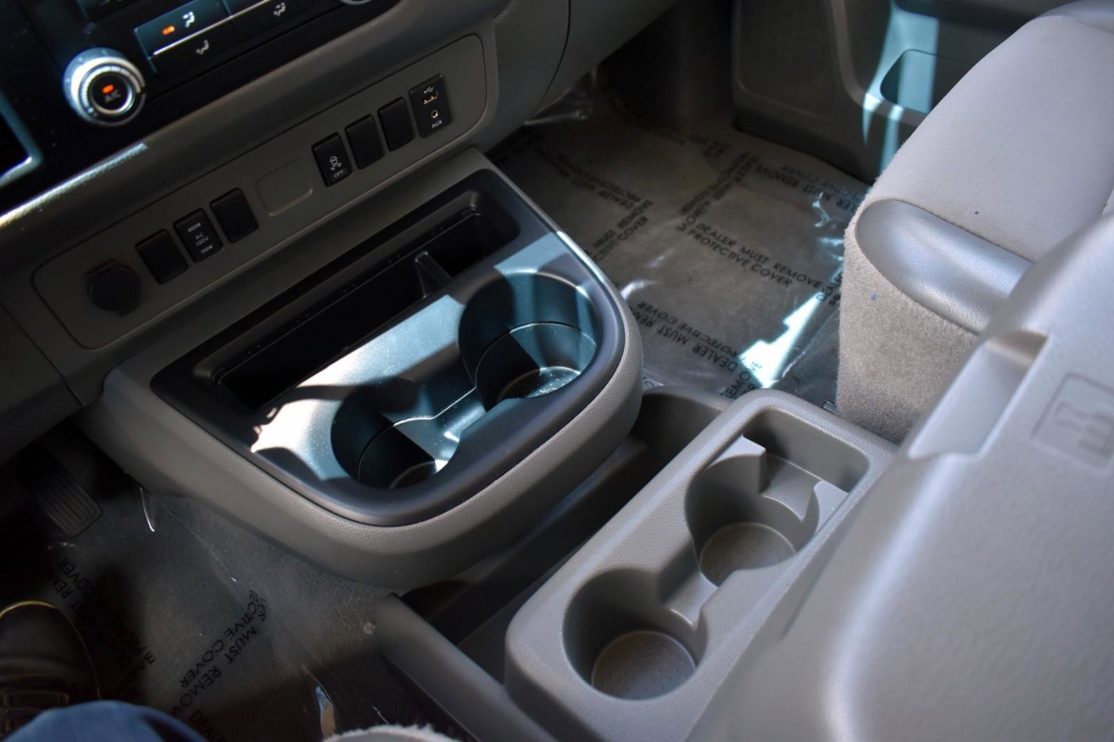 Used 2016 Nissan NV 3500 SV w/ SV Technology Package image 25