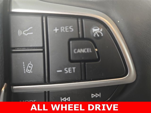 Used 2022 Toyota Highlander Limited image 19