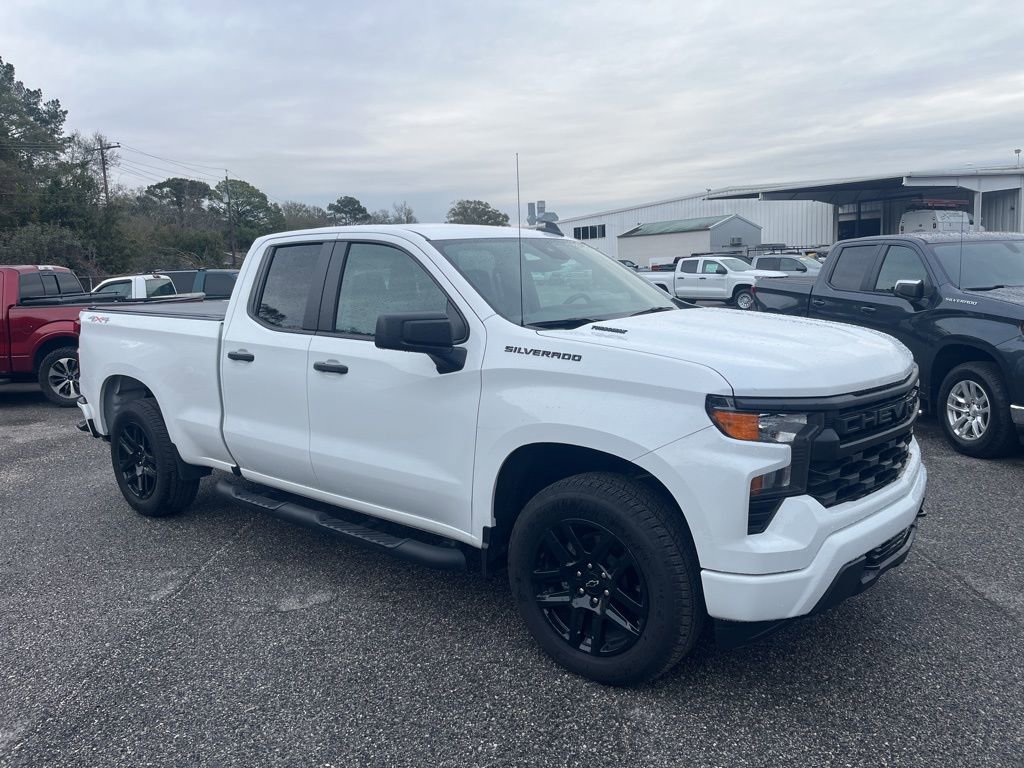 Used 2025 Chevrolet Silverado 1500 Custom w/ Rally Edition image 6