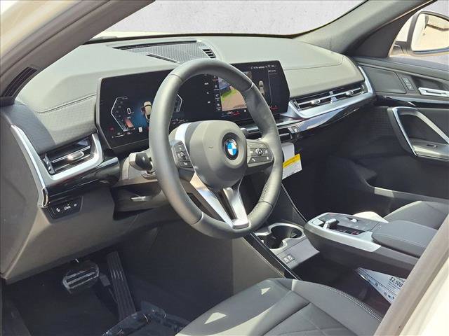 New 2026 BMW X2 xDrive28i AWD/4WD image 3